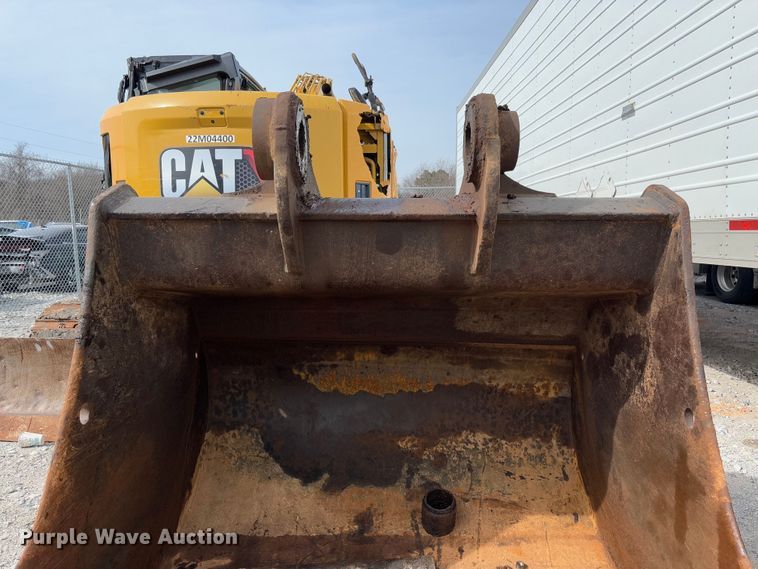 image for item YA2569 2007 Volvo EC460B LC excavator
