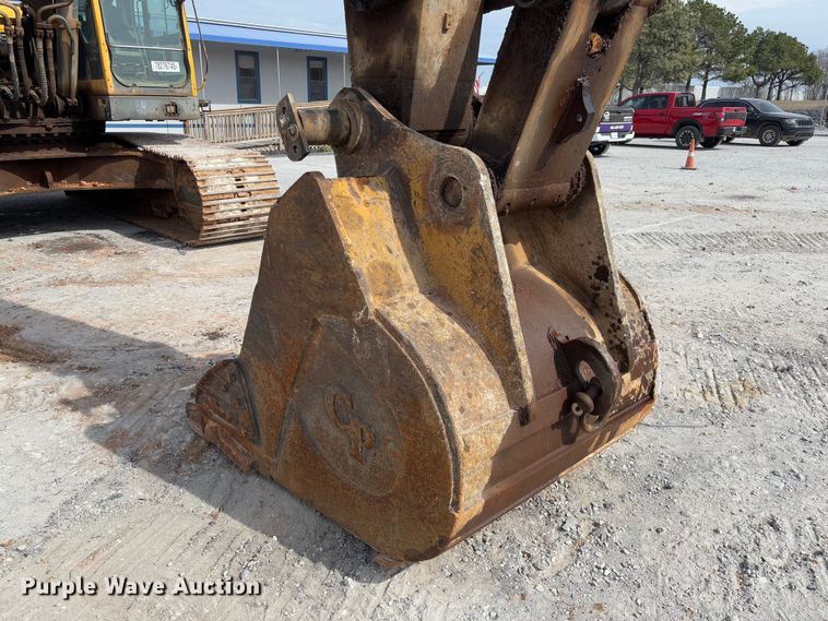 image for item YA2570 2006 Volvo EC460B LC excavator