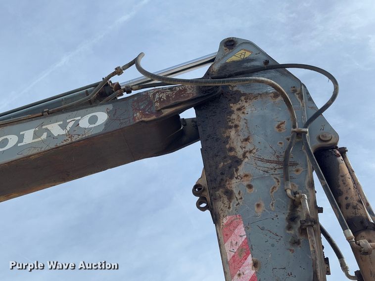 image for item YA2570 2006 Volvo EC460B LC excavator