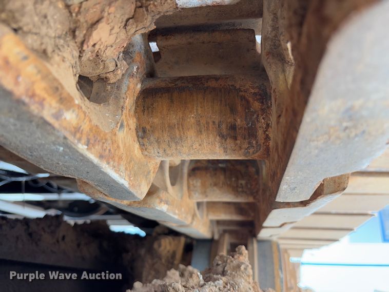 image for item YA2570 2006 Volvo EC460B LC excavator