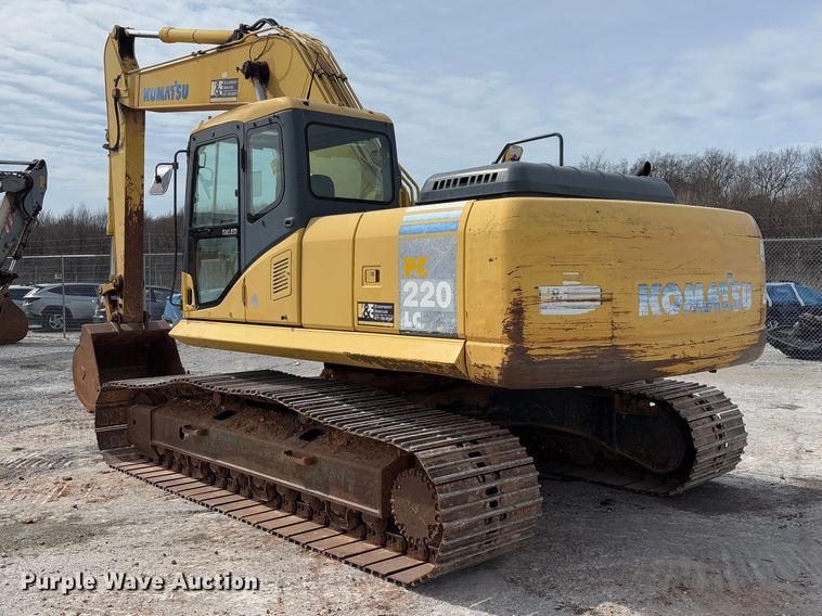 image for item YA2571 2004 Komatsu PC220LC-7 excavator