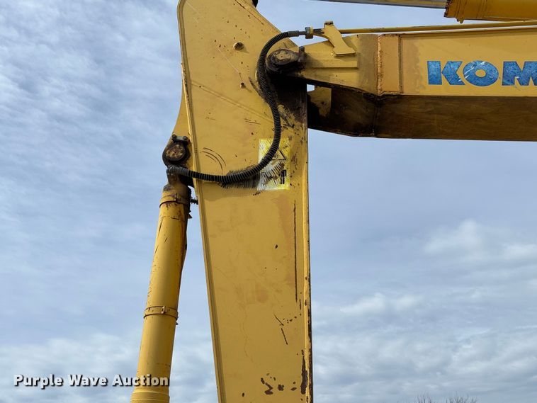 image for item YA2571 2004 Komatsu PC220LC-7 excavator