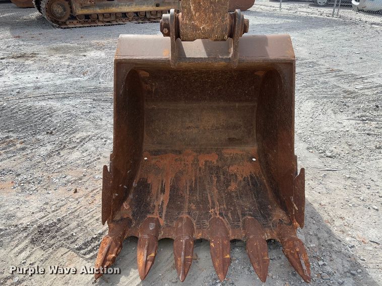 image for item YA2571 2004 Komatsu PC220LC-7 excavator