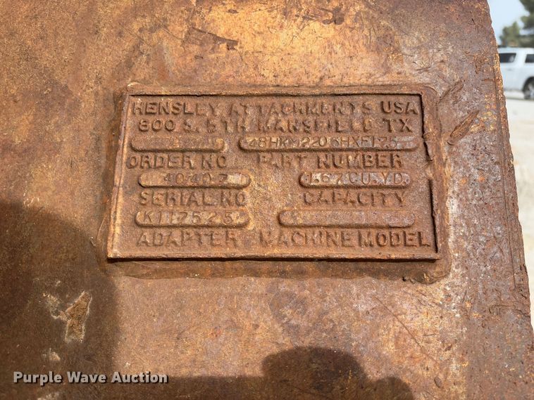 image for item YA2571 2004 Komatsu PC220LC-7 excavator