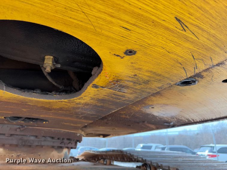 image for item YA2571 2004 Komatsu PC220LC-7 excavator