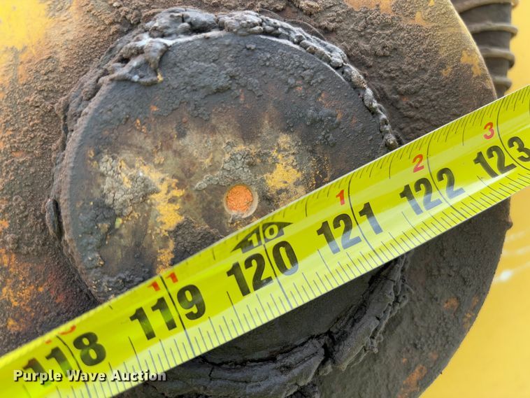 image for item YA2571 2004 Komatsu PC220LC-7 excavator