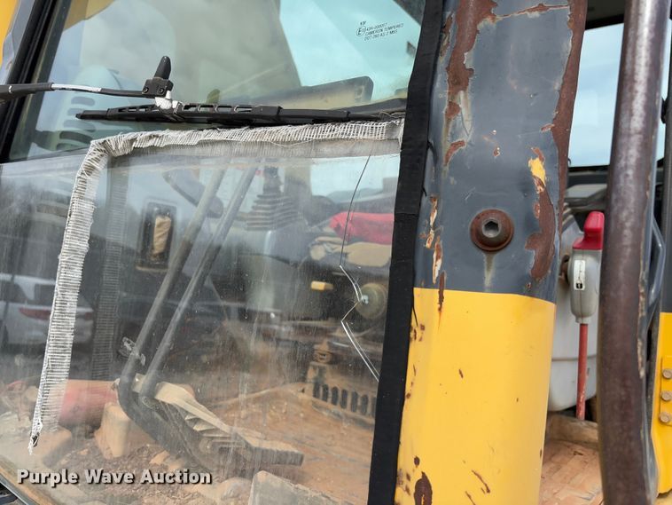 image for item YA2571 2004 Komatsu PC220LC-7 excavator