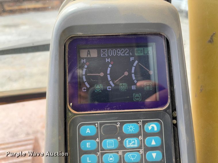 image for item YA2571 2004 Komatsu PC220LC-7 excavator