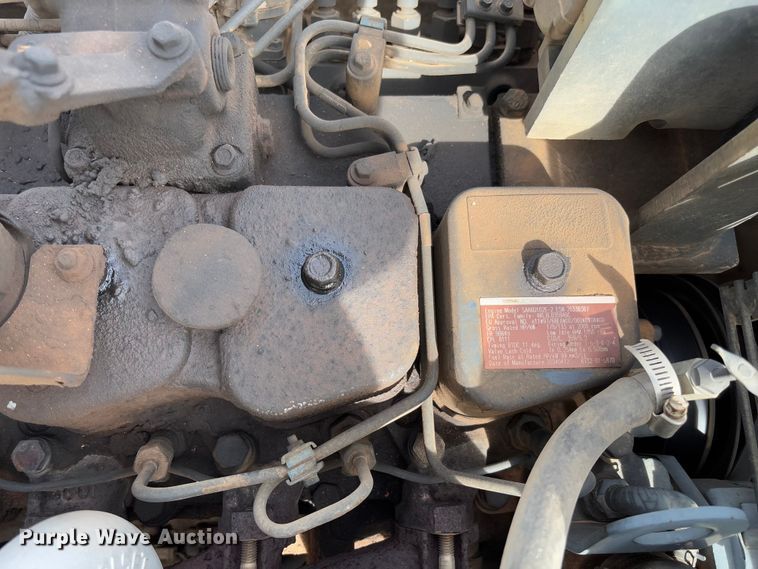 image for item YA2571 2004 Komatsu PC220LC-7 excavator