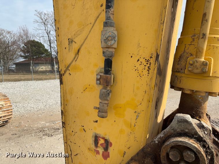 image for item YA2572 2009 Komatsu PC600LC-8 excavator