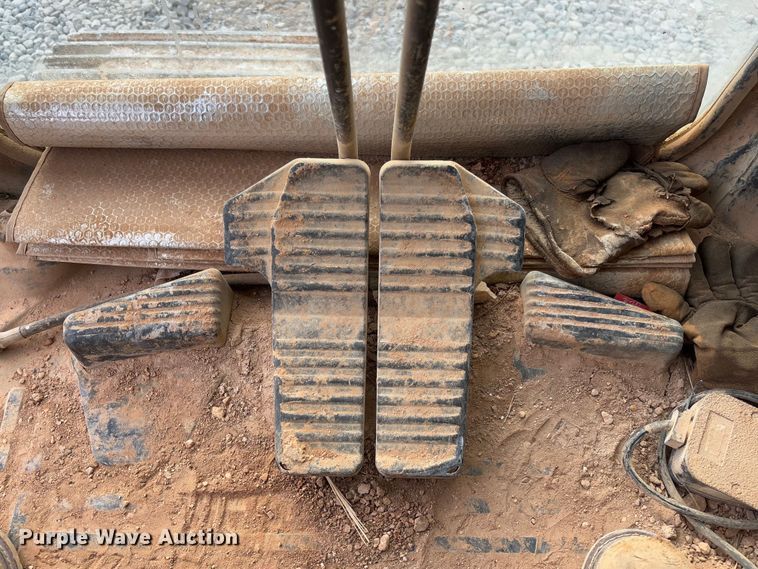 image for item YA2572 2009 Komatsu PC600LC-8 excavator