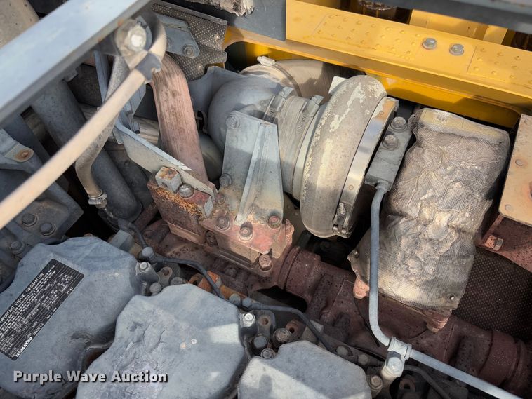 image for item YA2572 2009 Komatsu PC600LC-8 excavator