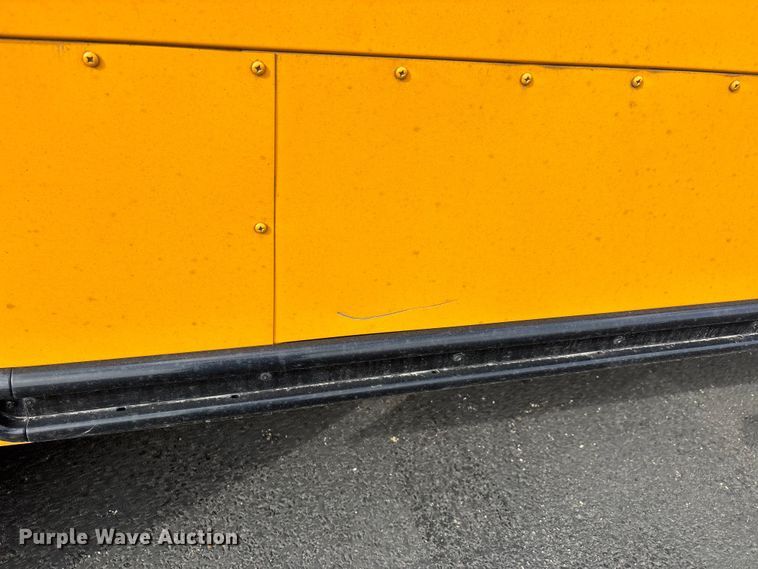 image for item DT0024 2014 Thomas B2 bus