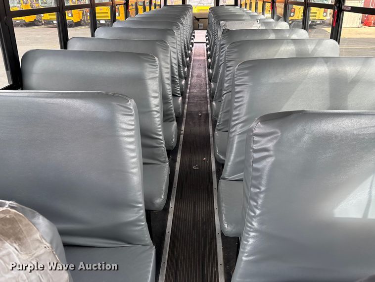 image for item DT0024 2014 Thomas B2 bus