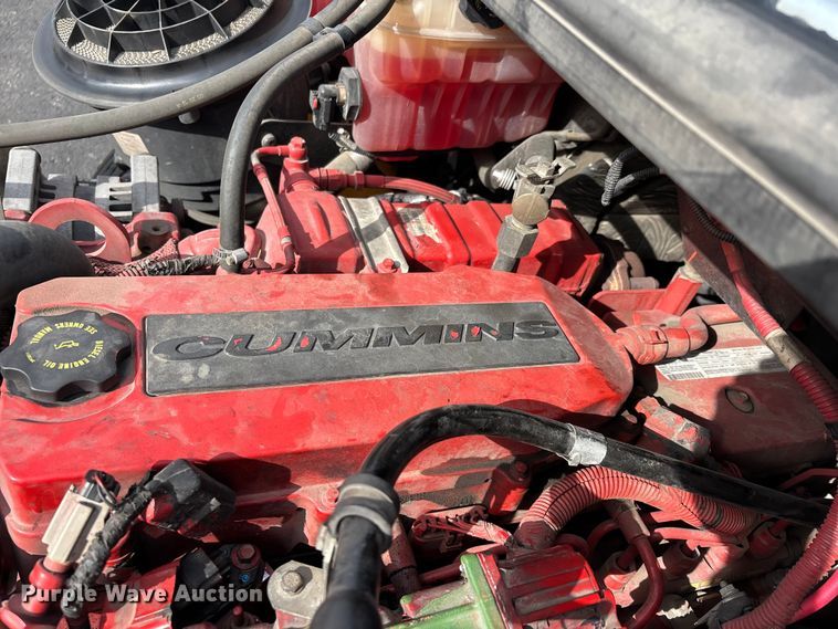 image for item DT0024 2014 Thomas B2 bus