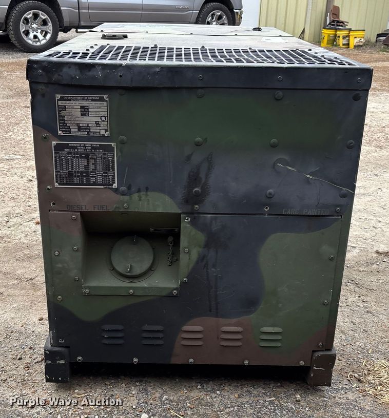 image for item DT0025 2002 MEP-8003A generator