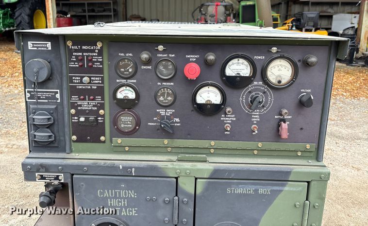 image for item DT0025 2002 MEP-8003A generator