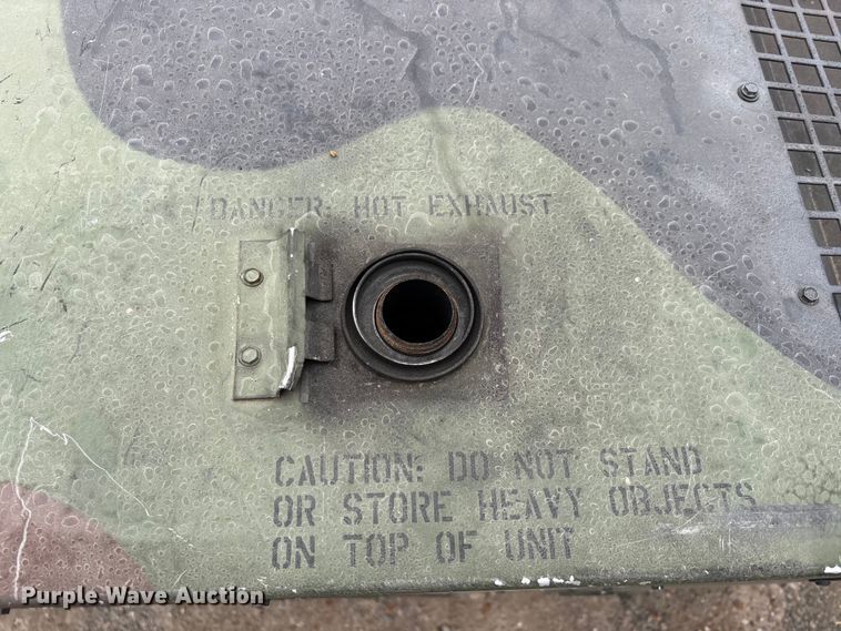 image for item DT0025 2002 MEP-8003A generator