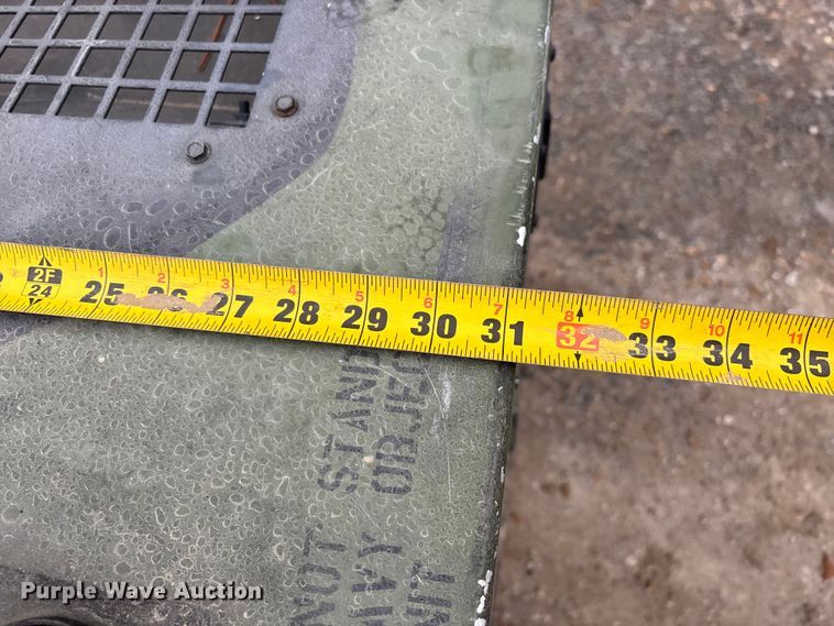 image for item DT0025 2002 MEP-8003A generator