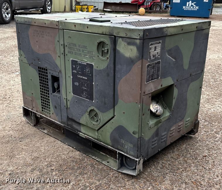 image for item DT0026 2003 MEP-802A generator