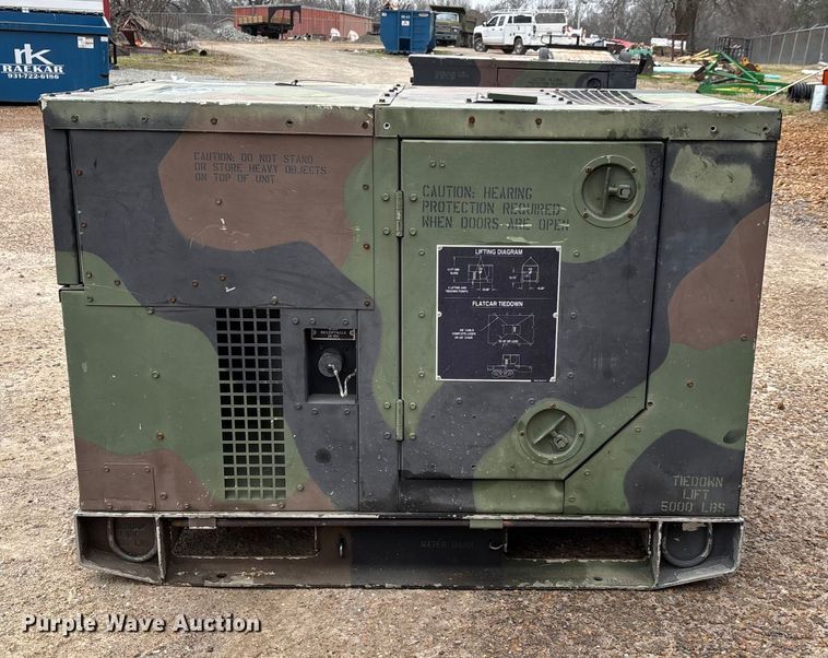 image for item DT0026 2003 MEP-802A generator