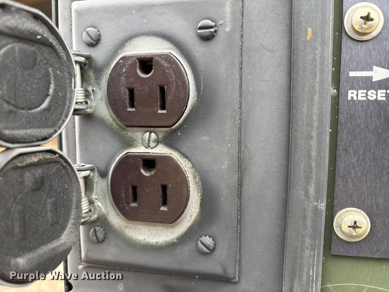 image for item DT0026 2003 MEP-802A generator