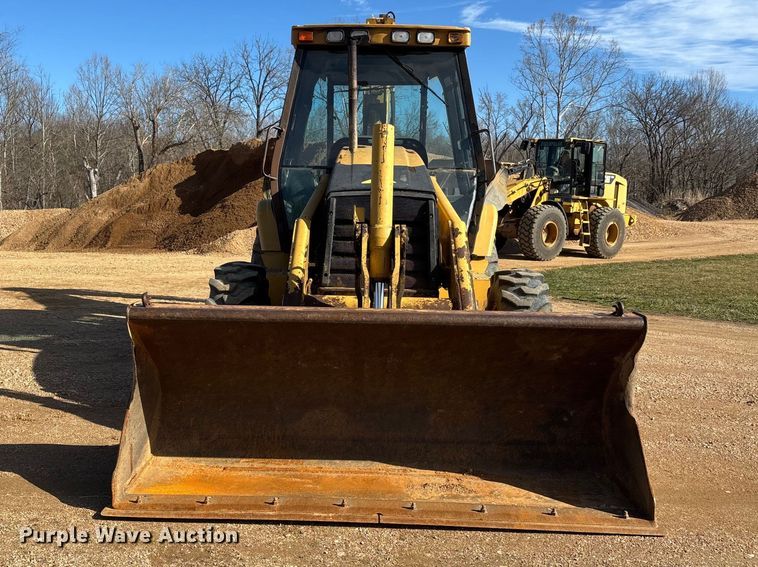 image for item DT0028 2002 Caterpillar 430D backhoe