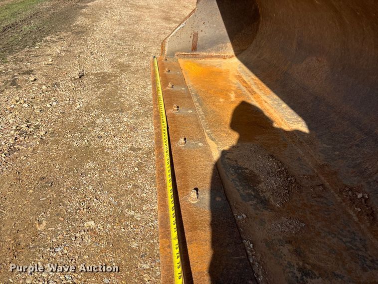 image for item DT0028 2002 Caterpillar 430D backhoe