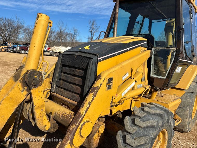 image for item DT0028 2002 Caterpillar 430D backhoe