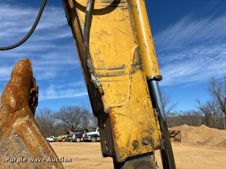 image for item DT0028 2002 Caterpillar 430D backhoe