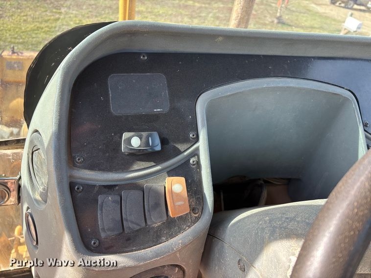 image for item DT0028 2002 Caterpillar 430D backhoe