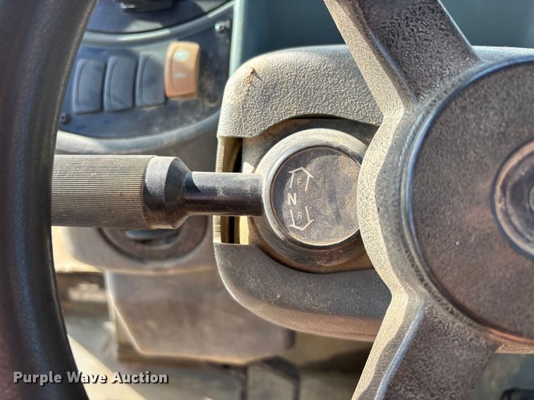 image for item DT0028 2002 Caterpillar 430D backhoe