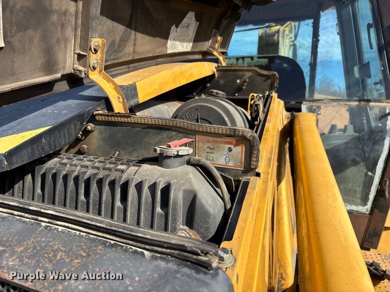 image for item DT0028 2002 Caterpillar 430D backhoe