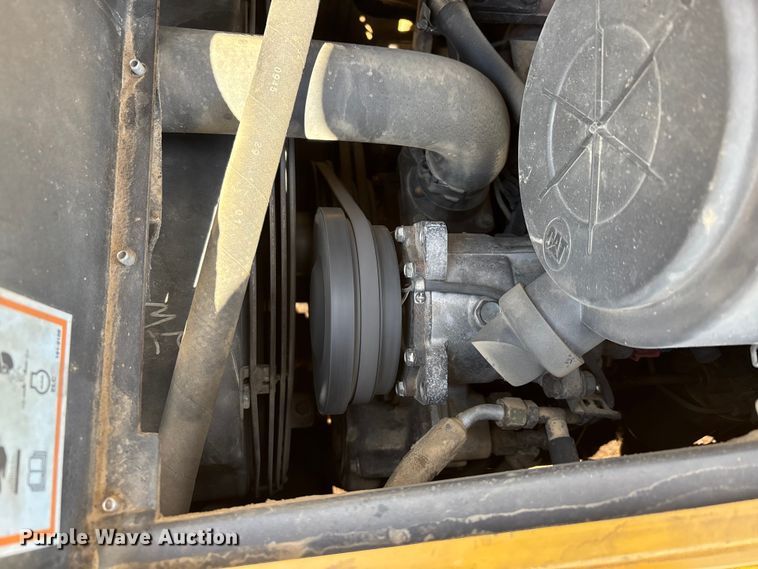 image for item DT0028 2002 Caterpillar 430D backhoe