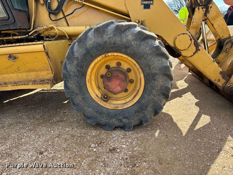 image for item DT0028 2002 Caterpillar 430D backhoe