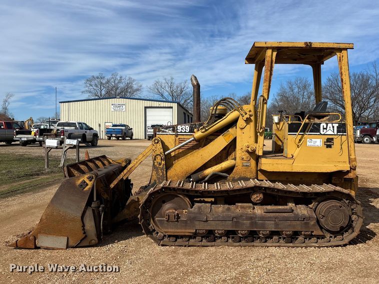image for item DT0029 1994 Caterpillar 939 track loader