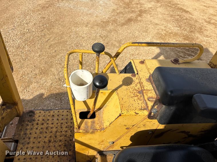 image for item DT0029 1994 Caterpillar 939 track loader