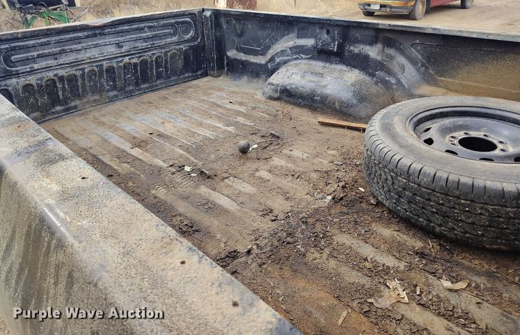 image for item DT0898 2004 Dodge Ram 2500 pickup truck