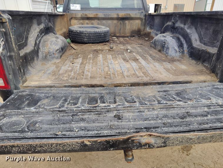 image for item DT0898 2004 Dodge Ram 2500 pickup truck