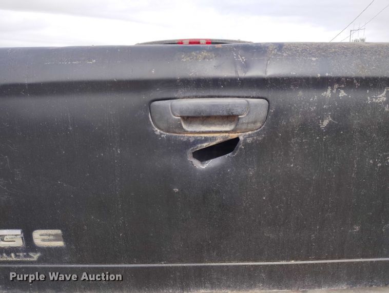 image for item DT0898 2004 Dodge Ram 2500 pickup truck