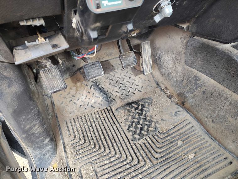 image for item DT0898 2004 Dodge Ram 2500 pickup truck