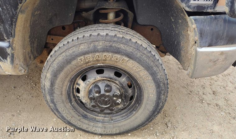 image for item DT0898 2004 Dodge Ram 2500 pickup truck