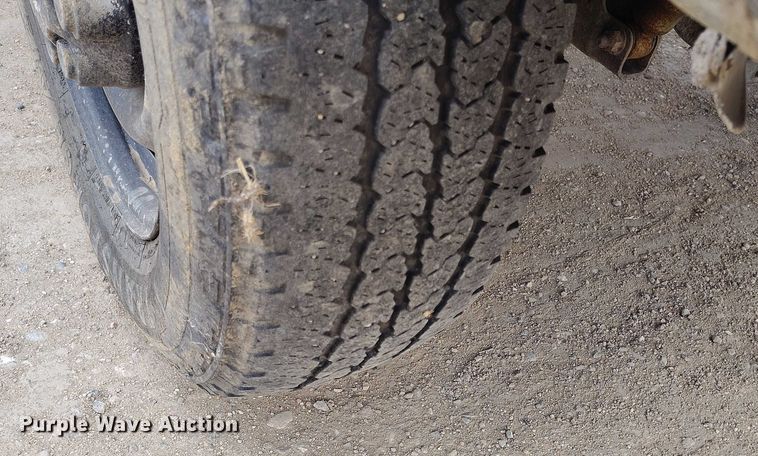 image for item DT0898 2004 Dodge Ram 2500 pickup truck