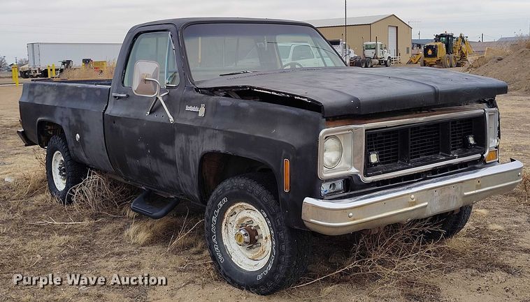 image for item DT0903 1976 Chevrolet Custom Deluxe C10  pickup truck