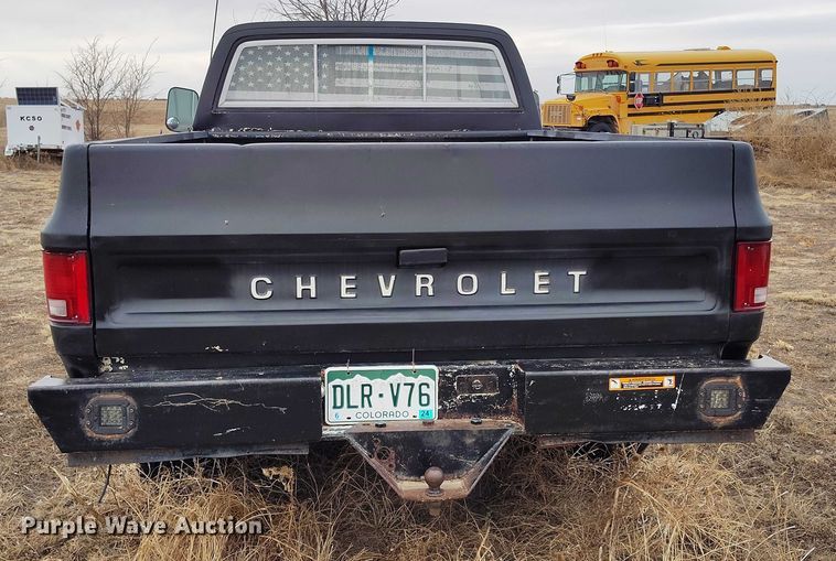 image for item DT0903 1976 Chevrolet Custom Deluxe C10  pickup truck