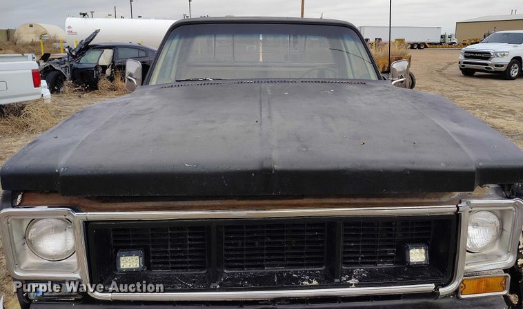 image for item DT0903 1976 Chevrolet Custom Deluxe C10  pickup truck