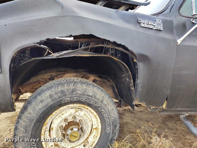 image for item DT0903 1976 Chevrolet Custom Deluxe C10  pickup truck