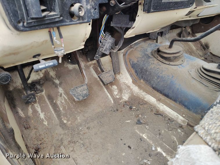 image for item DT0903 1976 Chevrolet Custom Deluxe C10  pickup truck