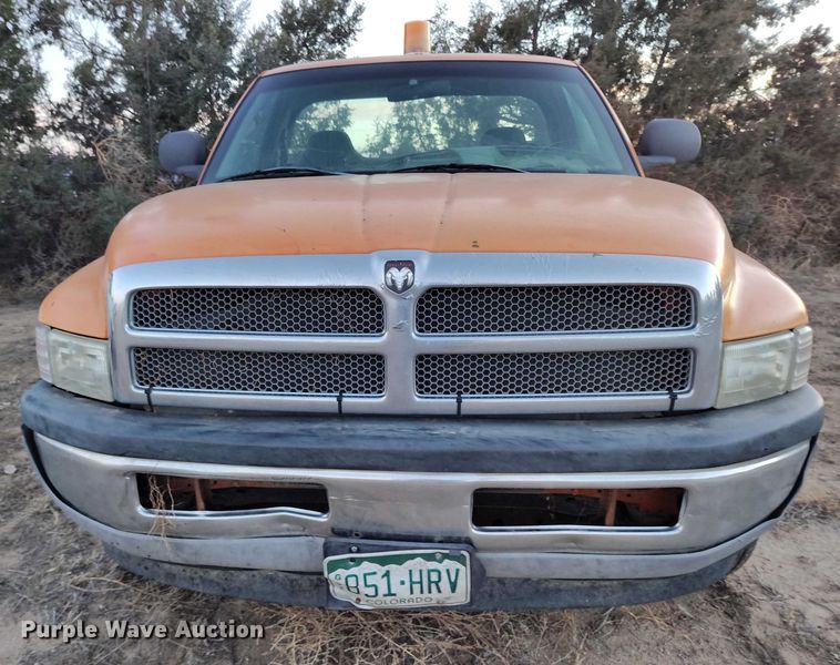 image for item DT0904 1999 Dodge Ram 1500 pickup truck