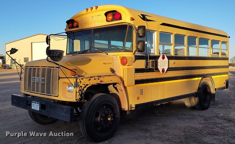 image for item DT0905 1996 GMC B7 school bus